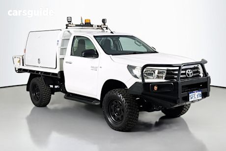 White 2016 Toyota Hilux Cab Chassis SR (4X4)
