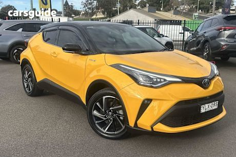 Yellow 2022 Toyota C-HR Wagon Koba (2WD) Hybrid