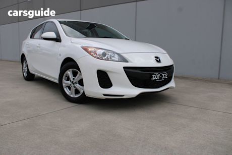 White 2013 Mazda 3 Hatchback NEO