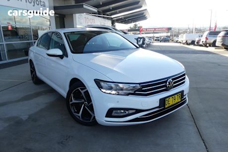 White 2022 Volkswagen Passat Sedan 140TSI Business