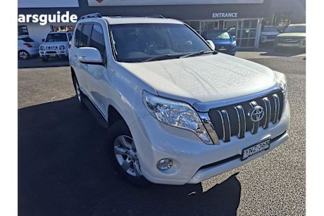 White 2014 Toyota Landcruiser Prado SUV ALTITUDE 4X4