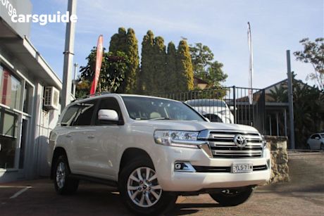 White 2019 Toyota Landcruiser Wagon LC200 VX (4X4)