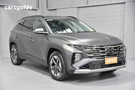 Green 2024 Hyundai Tucson SUV ELITE 4X4