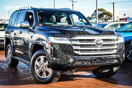 Black 2025 Toyota Landcruiser Wagon LC300 Sahara (4X4)