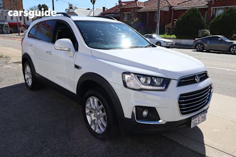 White 2017 Holden Captiva Wagon Active 7 Seater
