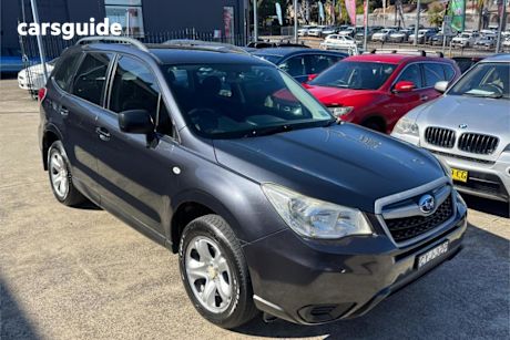 Grey 2013 Subaru Forester Wagon 2.5I