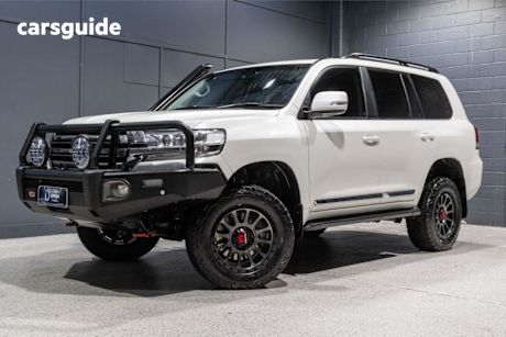 White 2015 Toyota Landcruiser Wagon Sahara (4X4)