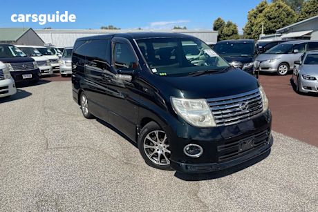 Black 2004 Nissan Elgrand Wagon Highway Star