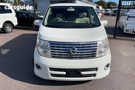 Black 2005 Nissan Elgrand Wagon Luxury 8 Seater