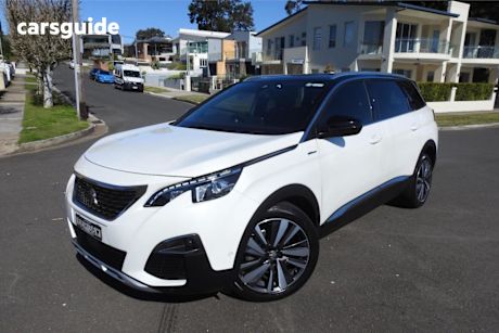 White 2020 Peugeot 5008 Wagon GT Line