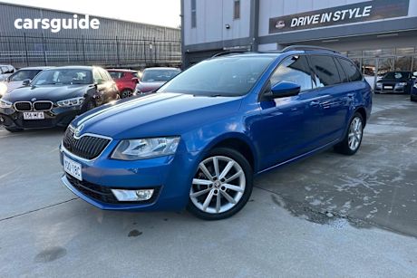 Blue 2016 Skoda Octavia Wagon 110 TSI Style