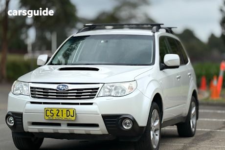 White 2009 Subaru Forester Wagon XT