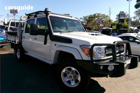 White 2020 Toyota Landcruiser Double Cab Chassis GXL (4X4)