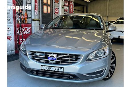 Silver 2013 Volvo S60 Sedan T4 TEKNIK F