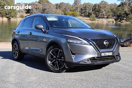 Grey 2024 Nissan Qashqai Wagon ST-L