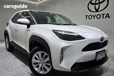 White 2022 Toyota Yaris Cross Wagon GX 4X4