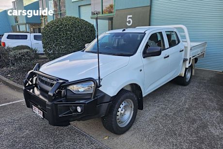 White 2021 Isuzu D-MAX Crew Cab Chassis SX (4X4)