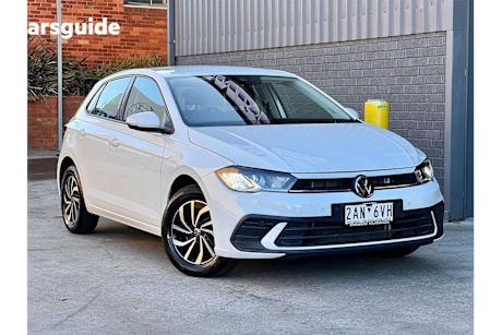 White 2024 Volkswagen Polo Hatch 85TSI LIFE F