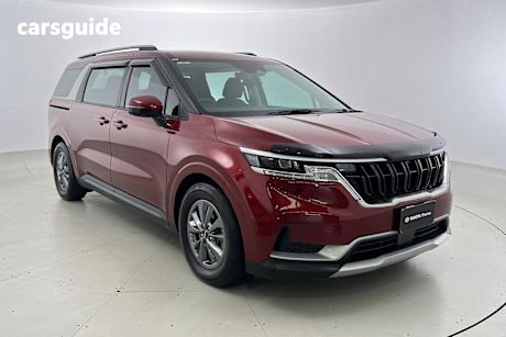 Red 2023 Kia Carnival Wagon S
