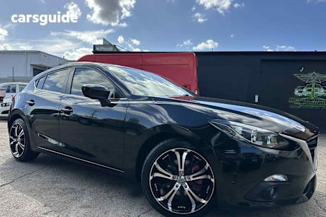 Black 2015 Mazda 3 Hatchback Maxx