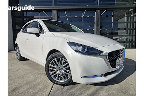 White 2023 Mazda Mazda2 Hatch G15 EVOLVE F