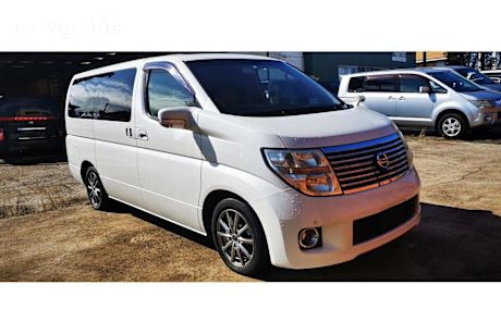 White 2008 Nissan Elgrand OtherCar