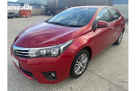 Red 2016 Toyota Corolla Sedan SX F