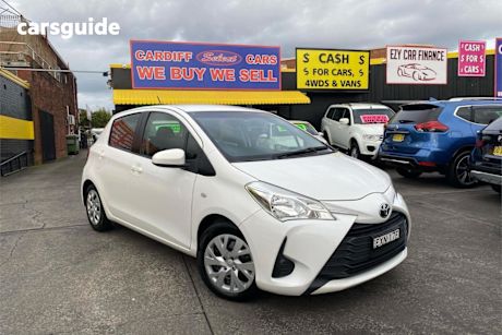 White 2017 Toyota Yaris Hatchback Ascent