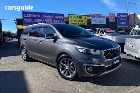 Grey 2015 Kia Carnival Wagon Platinum (W/O 2ND ROW Heated)
