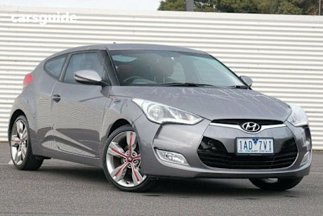 Silver 2013 Hyundai Veloster Hatch STREET F