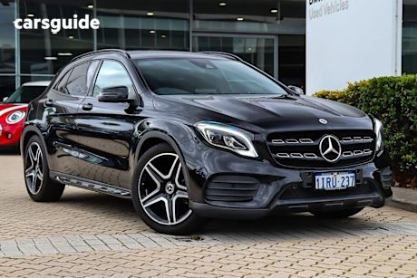 Black 2017 Mercedes-Benz GLA180 Wagon