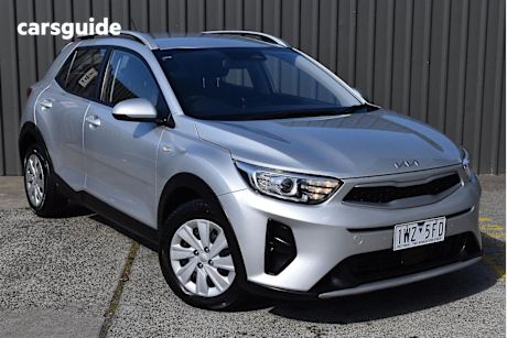 Silver 2021 Kia Stonic SUV S F