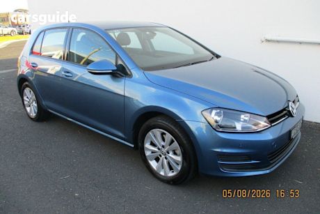 Blue 2015 Volkswagen Golf Hatchback 103 TSI Highline