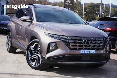 Gold 2022 Hyundai Tucson Wagon Highlander (awd)
