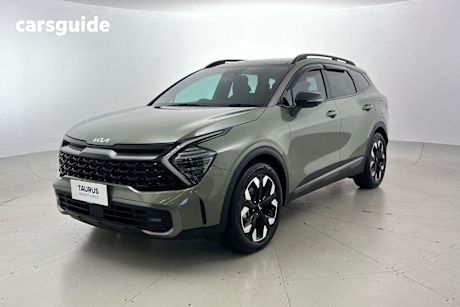 Green 2024 Kia Sportage Wagon GT-Line (awd)