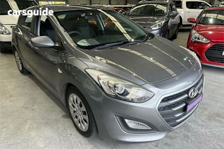 Grey 2016 Hyundai I30 Hatchback Active 1.6 Crdi