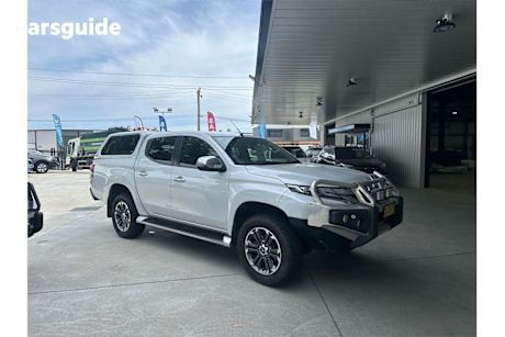 White 2020 Mitsubishi Triton Double Cab Pick Up GLS (4X4)