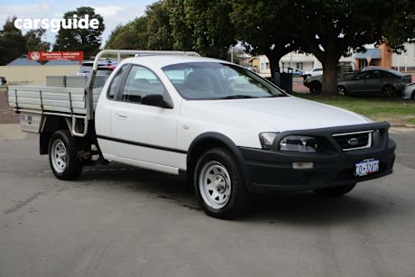 White 2007 Ford Falcon Cab Chassis RTV