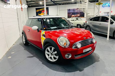 Red 2007 Mini Cooper Hatchback Chilli