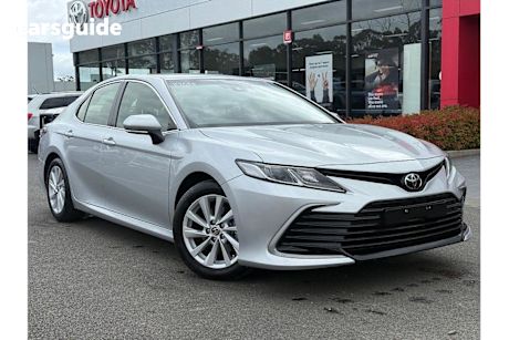 Silver 2022 Toyota Camry Sedan ASCENT F