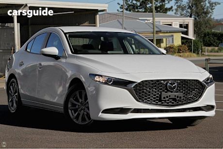 White 2025 Mazda Mazda3 Sedan G20 PURE F