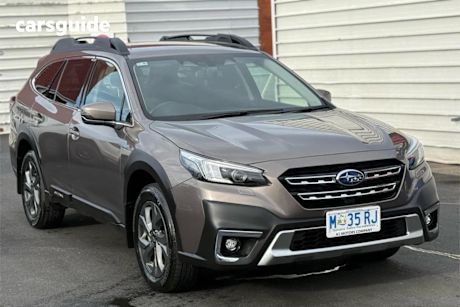 Brown 2022 Subaru Outback Wagon AWD