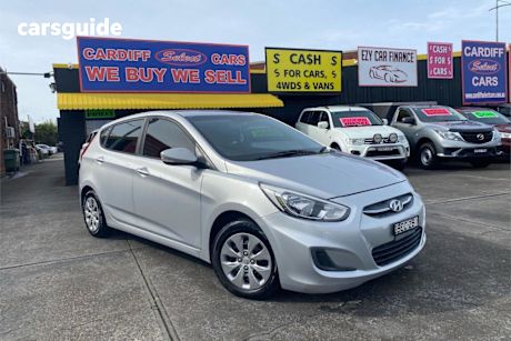 Silver 2016 Hyundai Accent Hatchback Active
