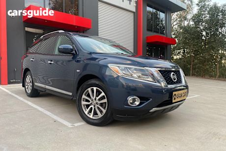 Blue 2014 Nissan Pathfinder Wagon ST-L (4X4)