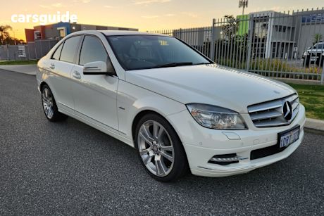 White 2010 Mercedes-Benz C200 Sedan
