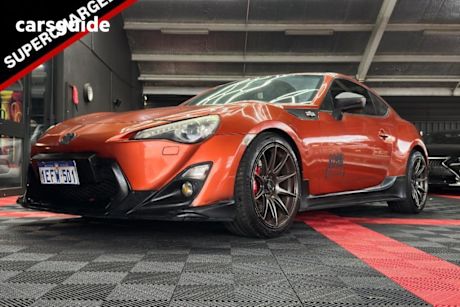 Orange 2013 Toyota 86 Coupe GTS