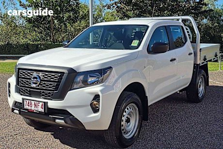White 2024 Nissan Navara Ute Tray SL 4X4