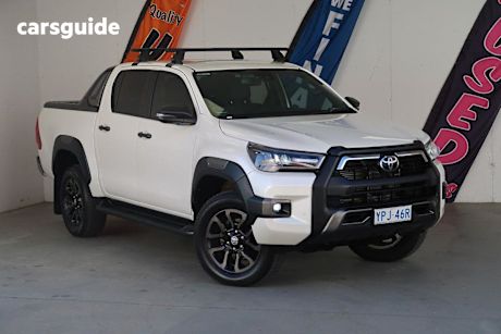 White 2022 Toyota Hilux Ute Tray ROGUE 4X4