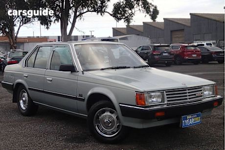 Green 1985 Toyota Corona Sedan CS
