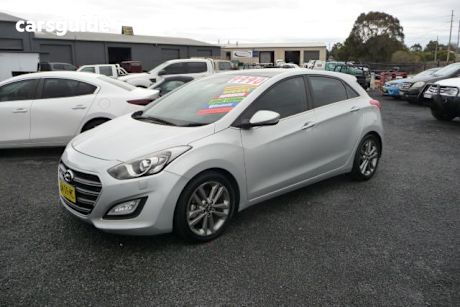 Silver 2015 Hyundai I30 Hatchback Premium 1.6 Crdi